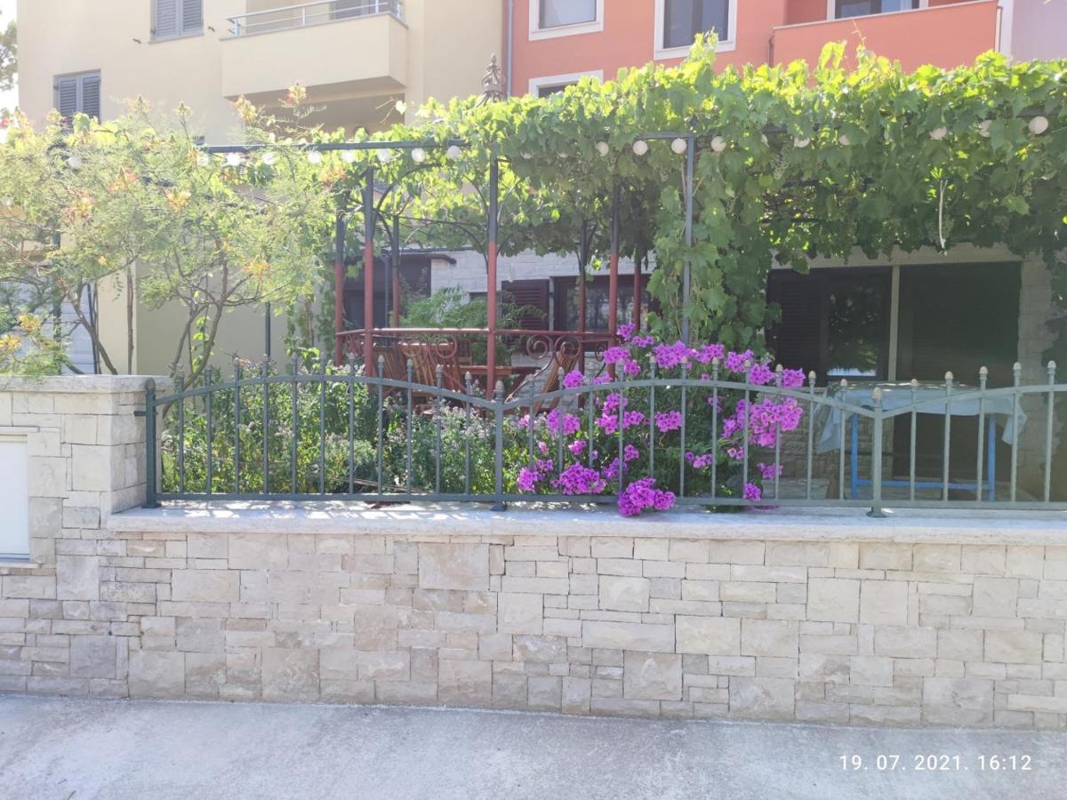 Summer Time Premantura Εξωτερικό φωτογραφία